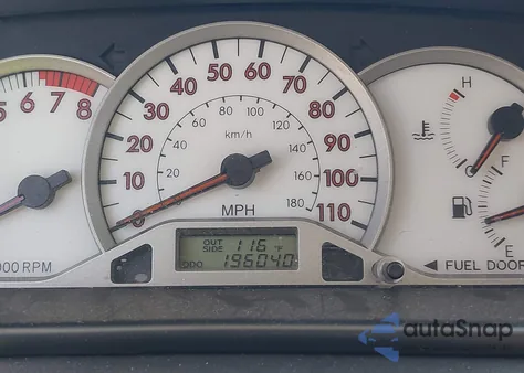 2005 Toyota Corolla S z USA, uszkodzony, nr VIN 1NXBR32EX5Z527967